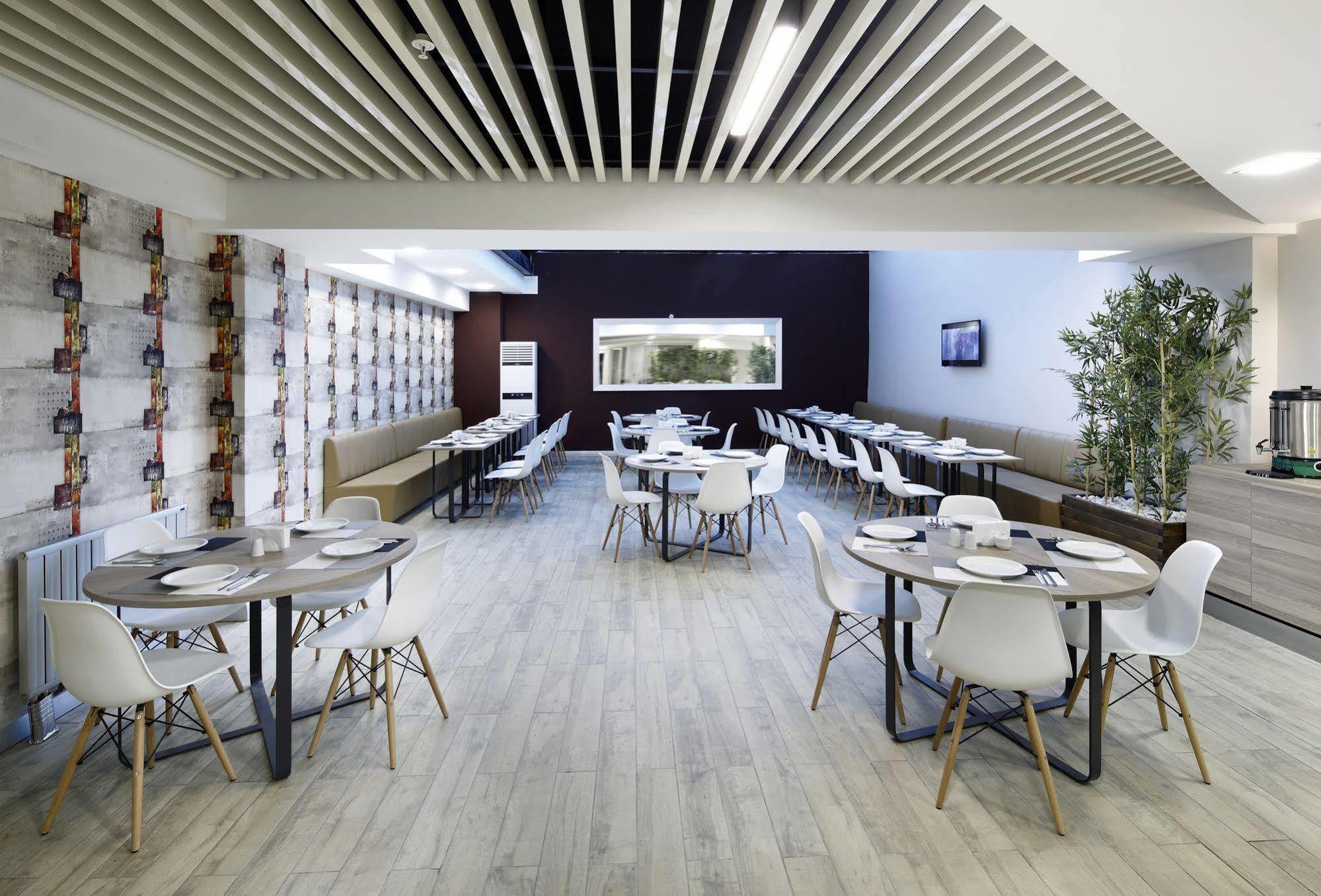 Prime Suites Istanbul Bagian luar foto